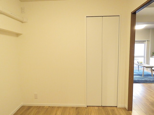 三田ナショナルコート　洋室約4.2帖