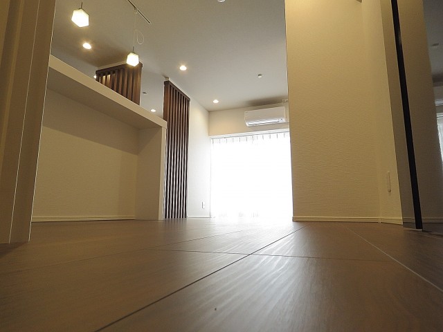 秀和恵比寿レジデンス　LDK約10.9帖