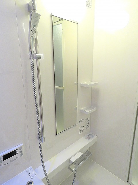 秀和恵比寿レジデンス　バスルーム