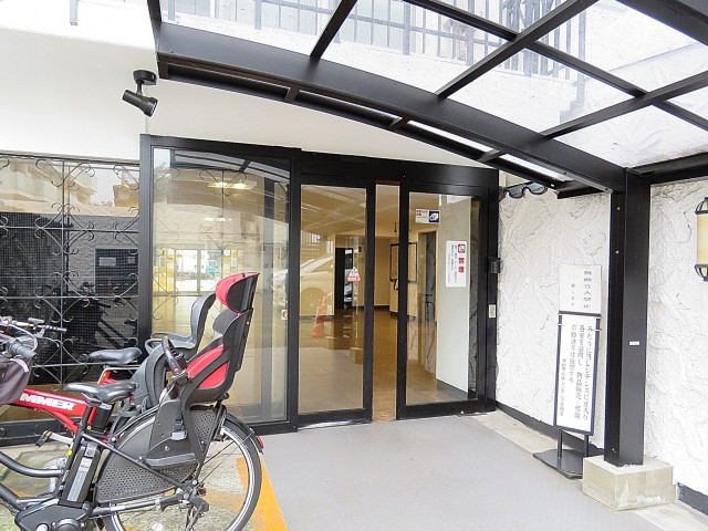 秀和恵比寿レジデンス　エントランス