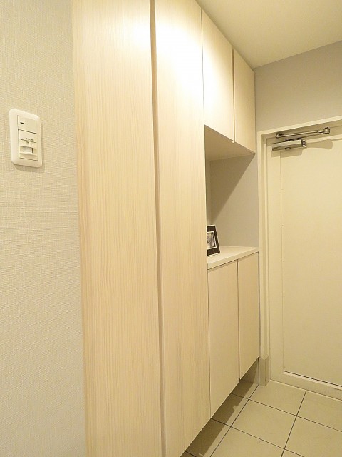 ライオンズマンション南平台　シューズBOX