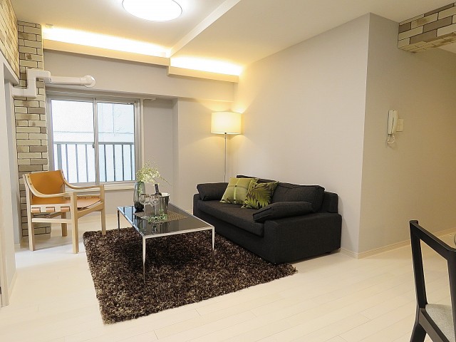 ライオンズマンション南平台　LDK約14.5帖