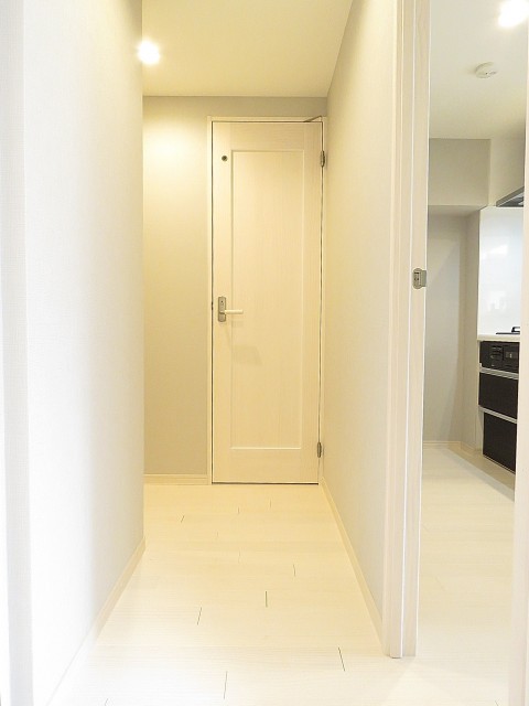 ライオンズマンション南平台　トイレ扉