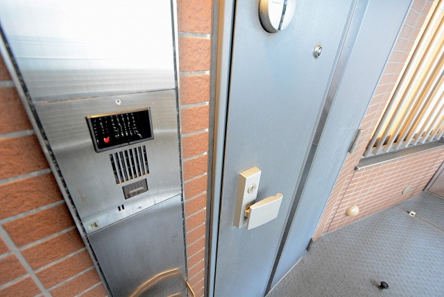 ニュートンプレイス 玄関