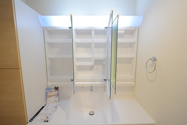 ニュートンプレイス　洗面