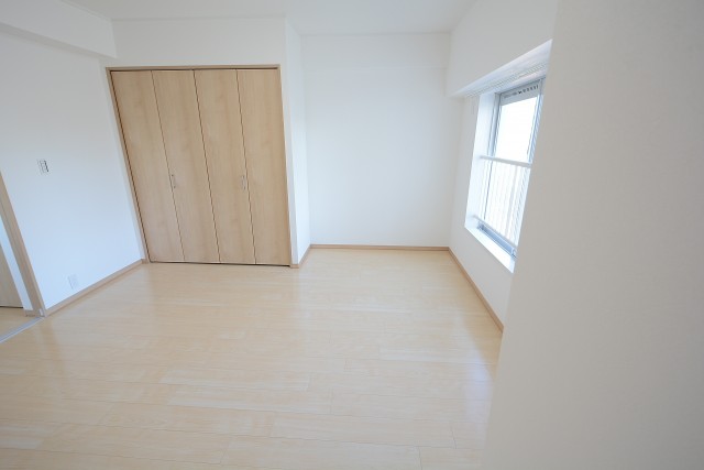 マンション目黒苑 洋室