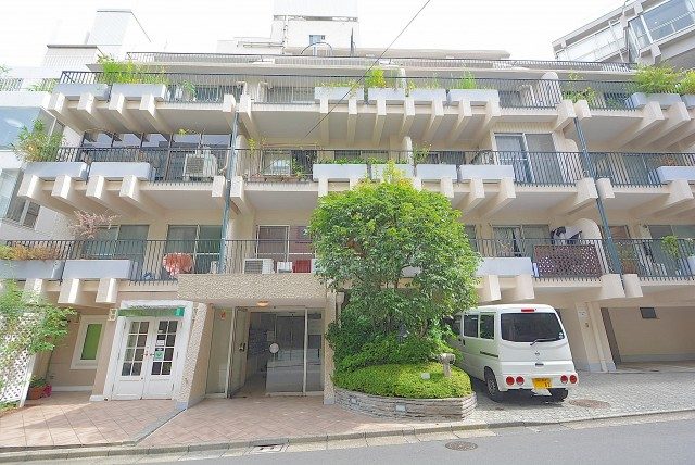 チサンマンション原宿 外観