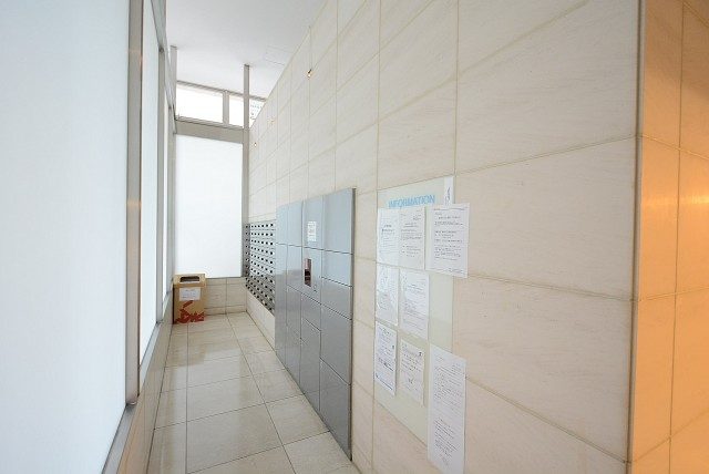 クラリティ・アスール エントランス