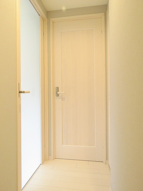 ライオンズマンション南平台　廊下