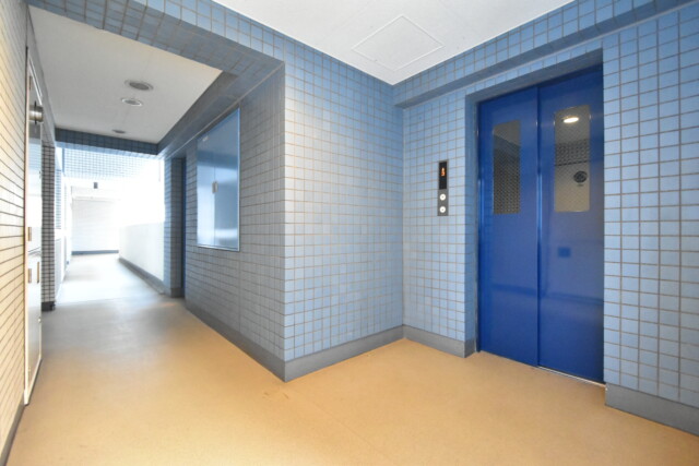 クラリティ・アスール (3)玄関