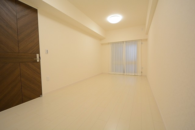 ニュートンプレイス 廊下