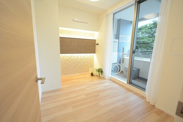 クラリティ・アスール 　洋室