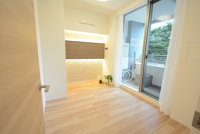 クラリティ・アスール 　洋室