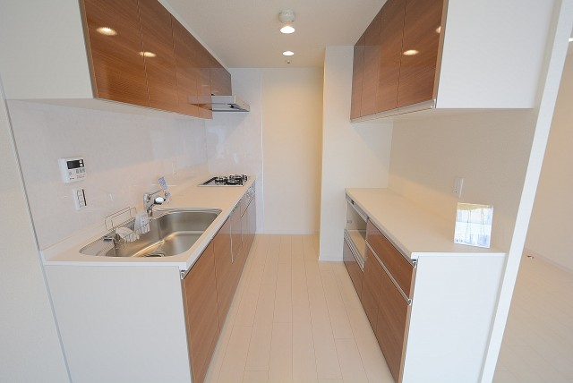 ニュートンプレイス　キッチン