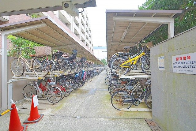 エムステージ 駐輪場