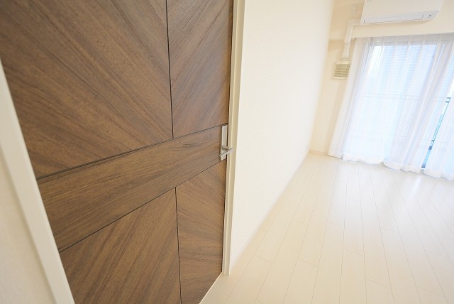 ニュートンプレイス 洋室7.0