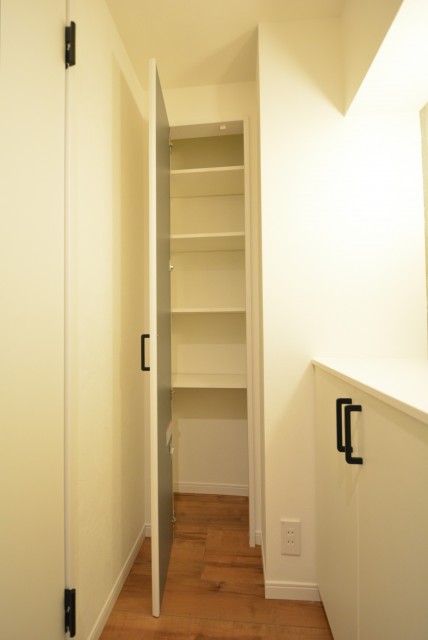 ライオンズマンション三宿 玄関