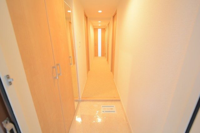 ファミリータウン東陽 玄関