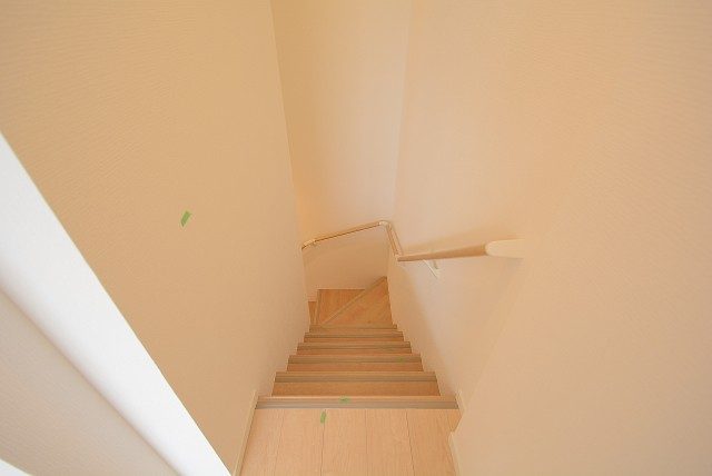 ハヤマビル 階段 ハヤマビル 階段