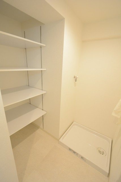 ファミリータウン東陽 洗濯機置場