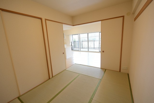 ニュートンプレイス　和室