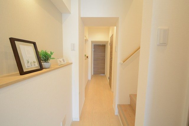 ハヤマビル 廊下 ハヤマビル 廊下