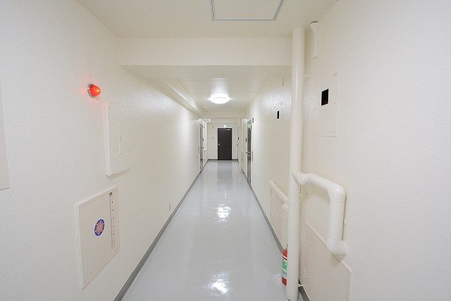 チサンマンション原宿 内廊下