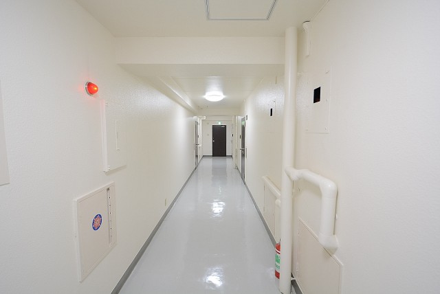 チサンマンション原宿 内廊下