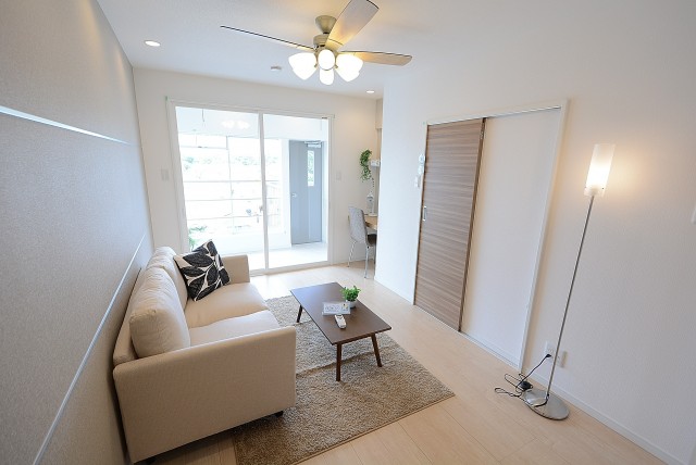 ハヤマビル 洋室7.0