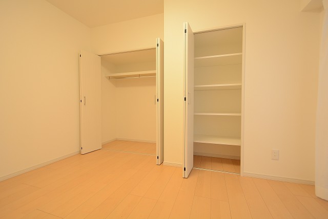 芦花公園ヒミコマンション 洋室5.8