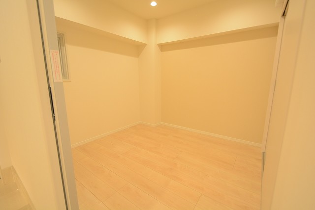 秀和椎名町レジデンス 洋室①