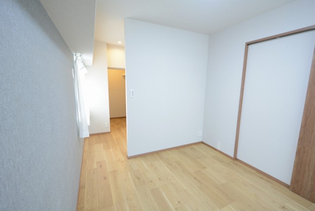 上馬ハイホーム 洋室1