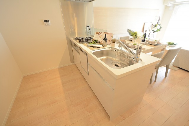 秀和椎名町レジデンス キッチン