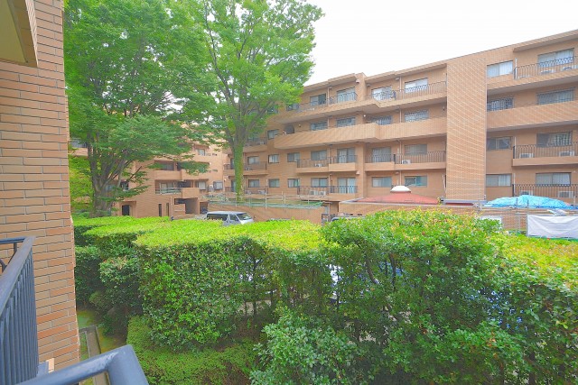 アルス弦巻 バルコニー