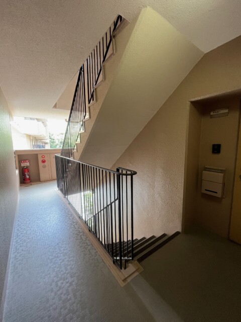 東急ドエルアルス弦巻 玄関廊下