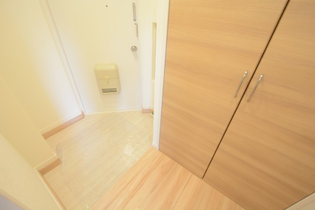 ダイアパレス世田谷公園 玄関