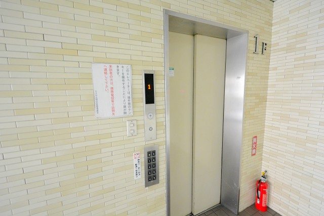 エクセル柿の木坂 エントランス