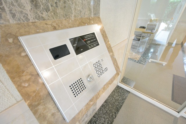 ヒルズ用賀 エントランス