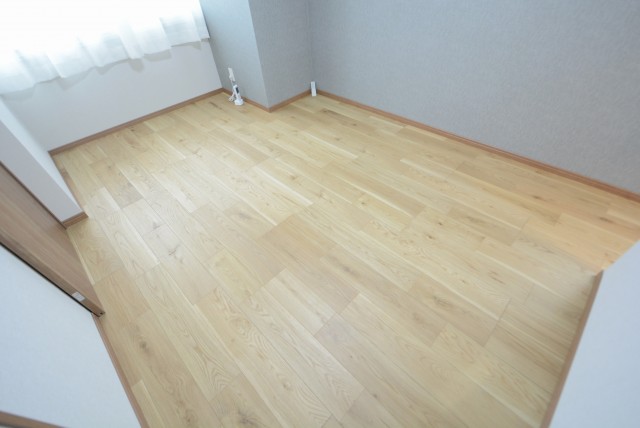 上馬ハイホーム 洋室1