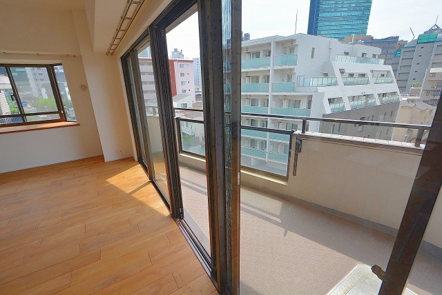 目黒青葉台グランドハイツ バルコニー