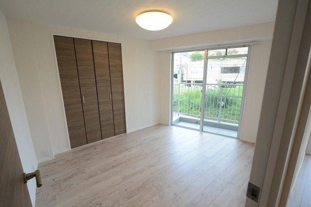 二子玉川宝ロイヤルハイツ 洋室5.4