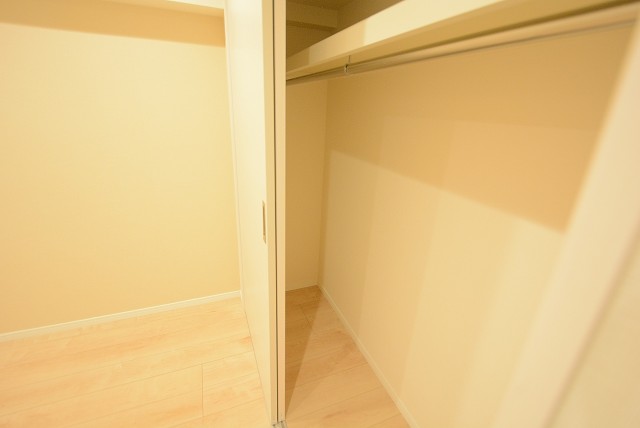 秀和椎名町レジデンス 洋室①