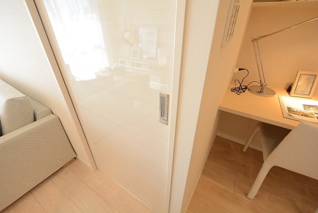 秀和椎名町レジデンス 洋室②