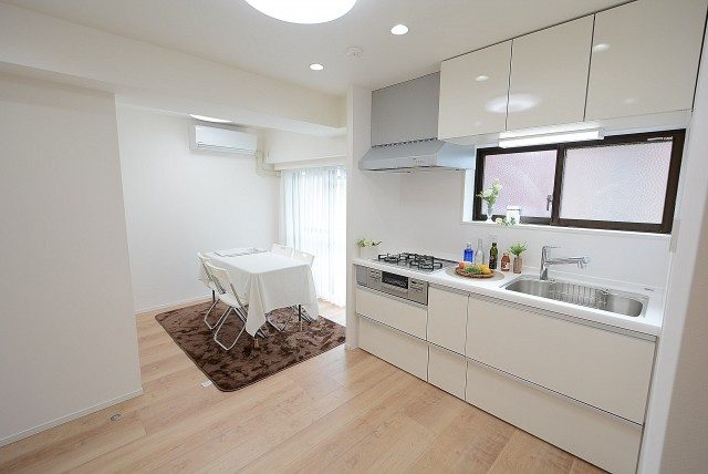 セブンスターマンション第二青葉台 LD