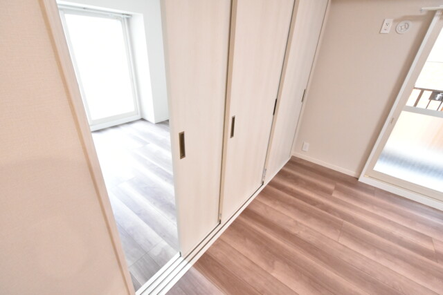 パラスト上目黒 洋室2