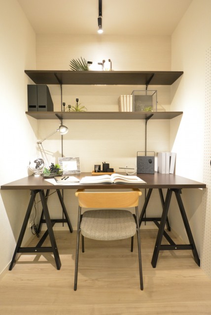 目黒青葉台グランドハイツ サービスルーム