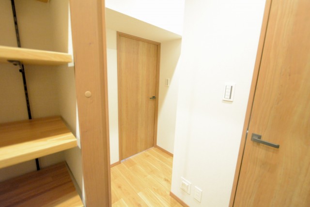 上馬ハイホーム 玄関