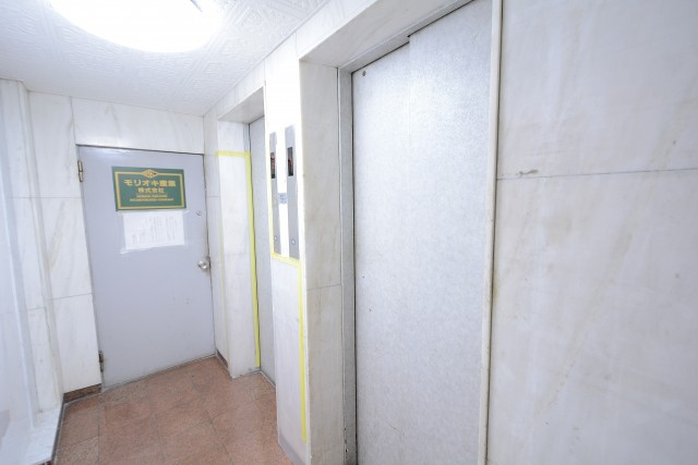 ニュー池尻マンション エントランス