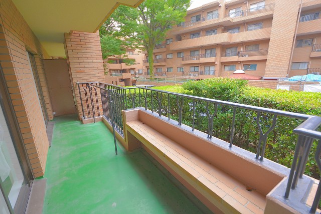 アルス弦巻 バルコニー