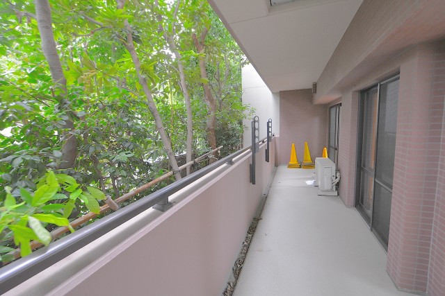 ヒルズ用賀 バルコニー